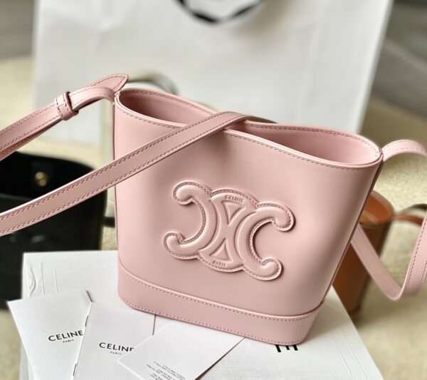 CELINE MINI BUCKET CUIR TRIOMPHE