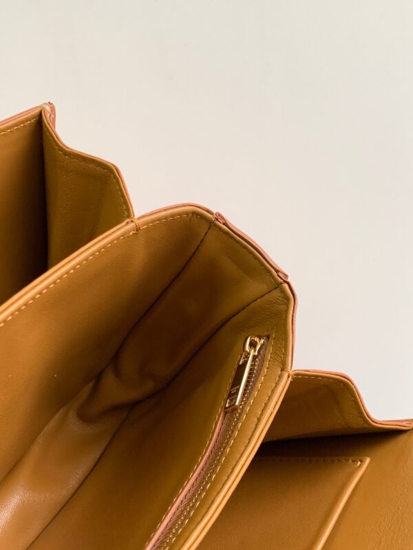 CELINE CLASSIQUE TRIOMPHE BAG