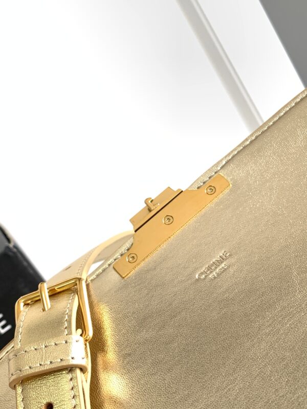 CELINE CLASSIQUE TRIOMPHE BAG