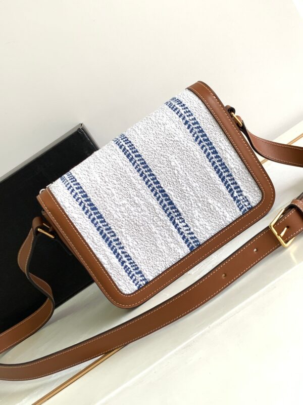 CELINE CLASSIQUE TRIOMPHE BAG