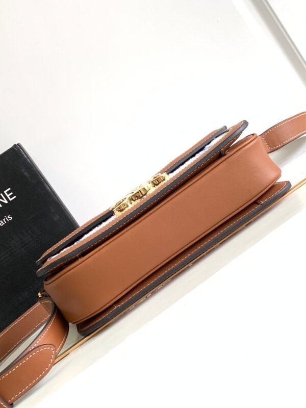 CELINE CLASSIQUE TRIOMPHE BAG