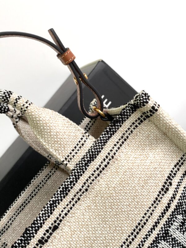 CELINE SMALL CABAS THAIS