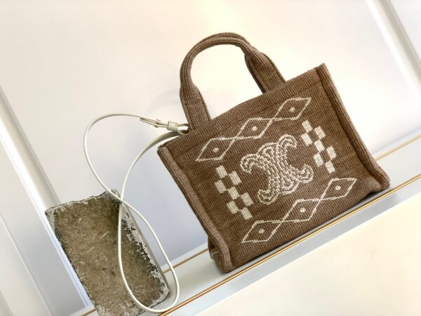 CELINE SMALL CABAS THAIS