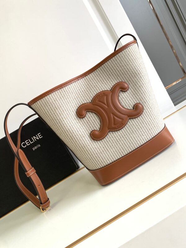 CELINE SMALL BUCKET CUIR TRIOMPHE