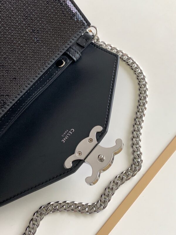 CELINE WALLET ON CHAIN TRIOMPHE