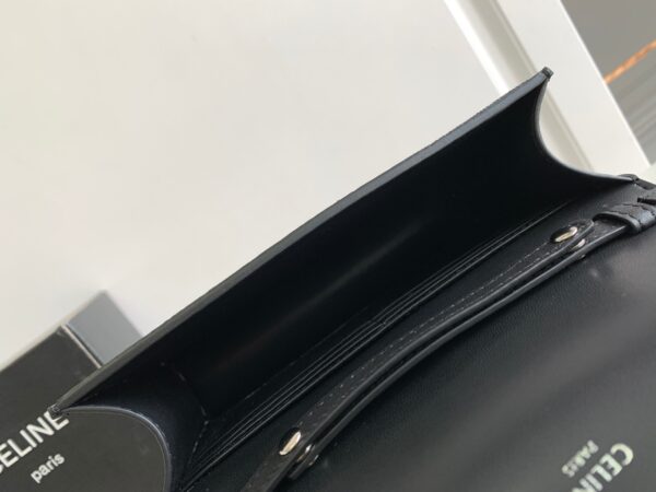CELINE WALLET ON CHAIN TRIOMPHE