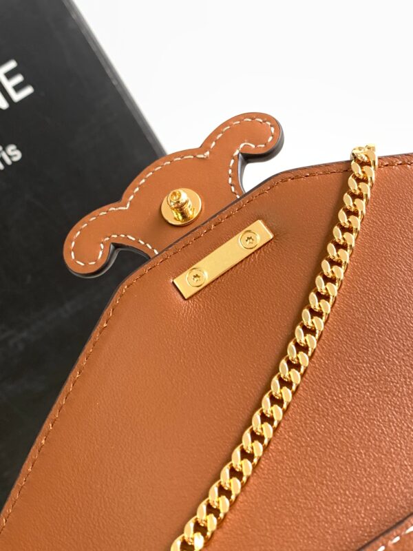 CELINE WALLET ON CHAIN TRIOMPHE