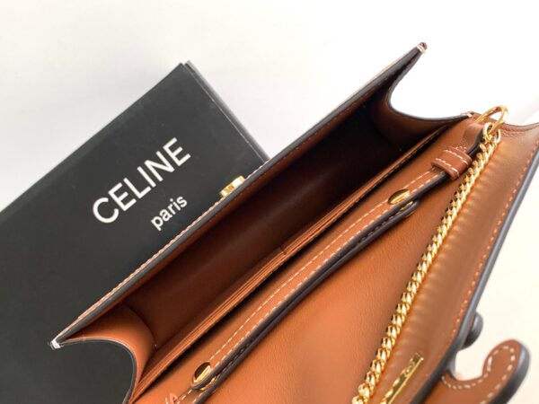 CELINE WALLET ON CHAIN TRIOMPHE