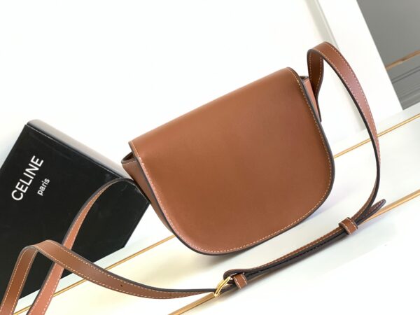 CELINE FOLCO CUIR TRIOMPHE