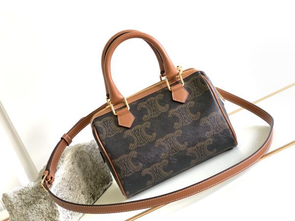 SMALL BOSTON CUIR TRIOMPHE