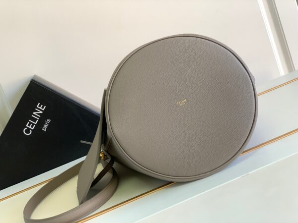CELINE Bucket 16