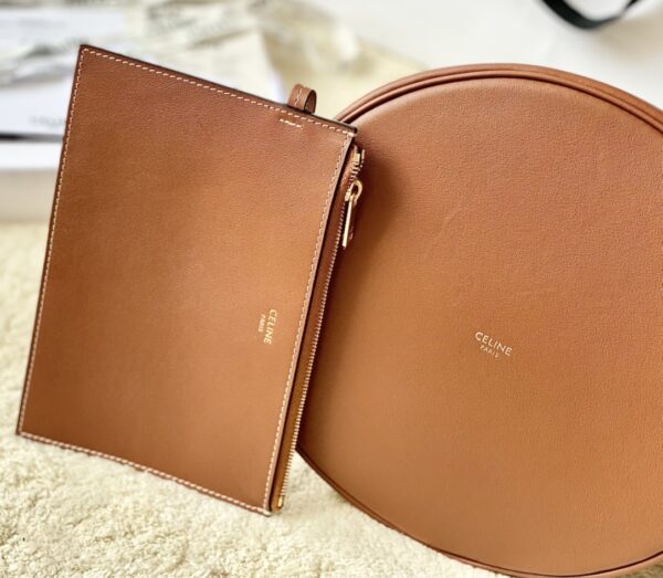 CELINE Bucket 16