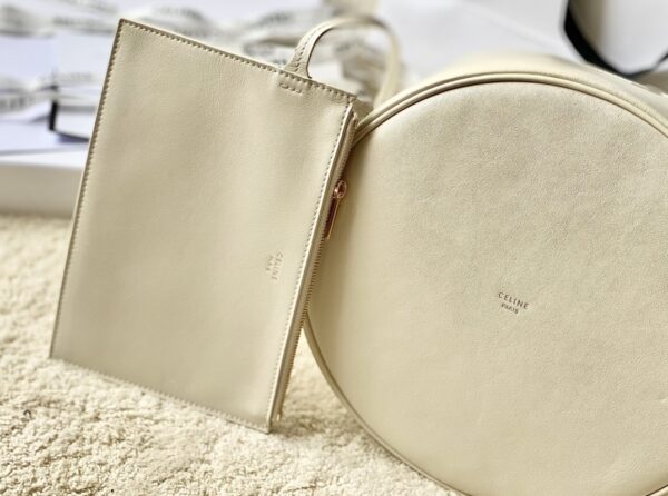 CELINE Bucket 16