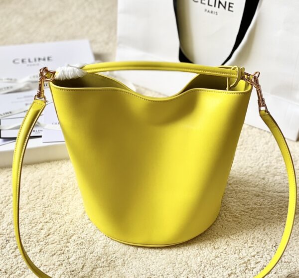 CELINE Bucket 16
