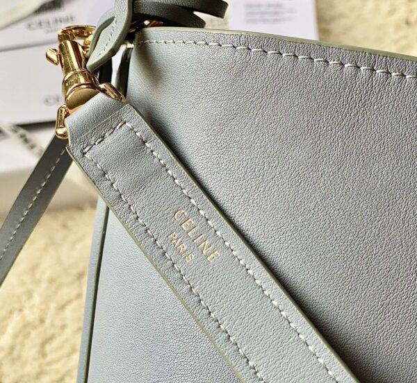 CELINE Bucket 16