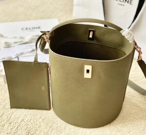 CELINE Bucket 16