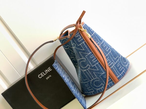 CELINE Bucket 16