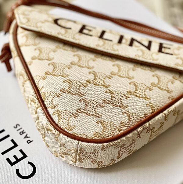 CELINE TRIOMPHE