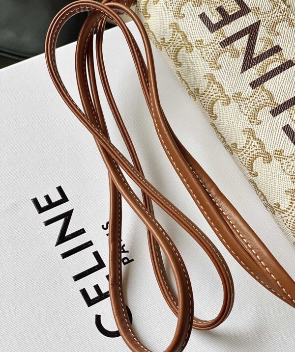 CELINE TRIOMPHE