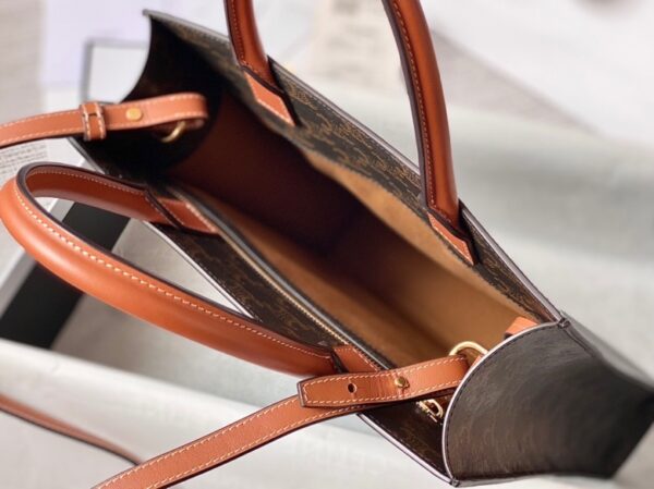 CELINE CABAS TRIOMPHE TOTE