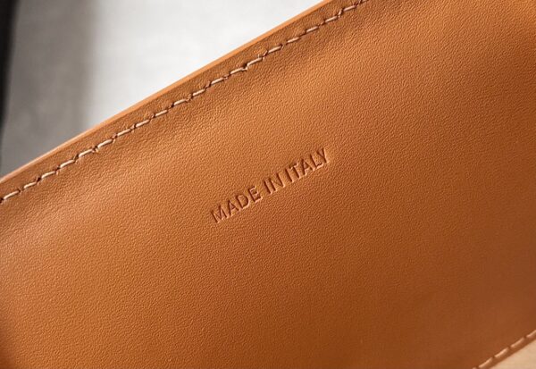 CELINE CABAS TRIOMPHE TOTE
