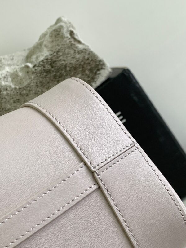 CELINE SMALL BUCKET CUIR TRIOMPHE