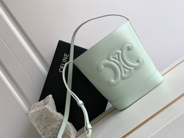 CELINE SMALL BUCKET CUIR TRIOMPHE