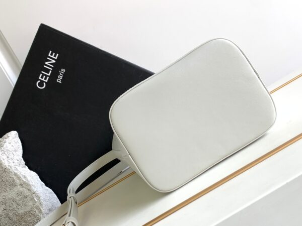 CELINE SMALL BUCKET CUIR TRIOMPHE