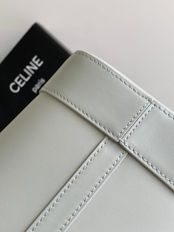 CELINE SMALL BUCKET CUIR TRIOMPHE