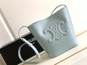 CELINE BUCKET CUIR TRIOMPHE BAG