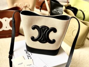 CELINE BUCKET CUIR TRIOMPHE BAG