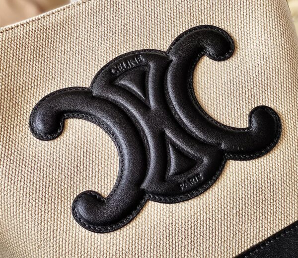 CELINE BUCKET CUIR TRIOMPHE BAG