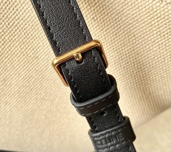 CELINE BUCKET CUIR TRIOMPHE BAG