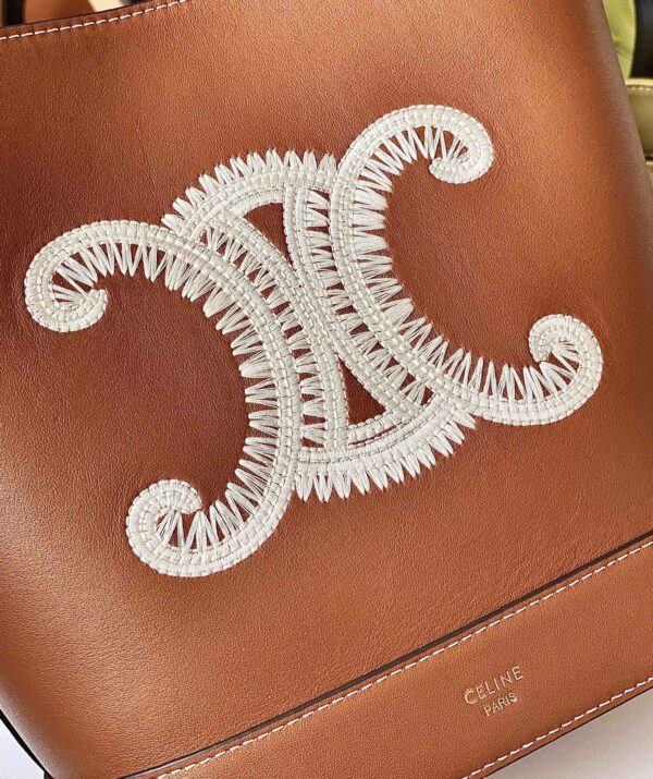 CELINE BUCKET CUIR TRIOMPHE BAG