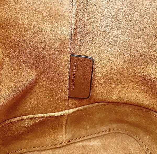 CELINE BUCKET CUIR TRIOMPHE BAG