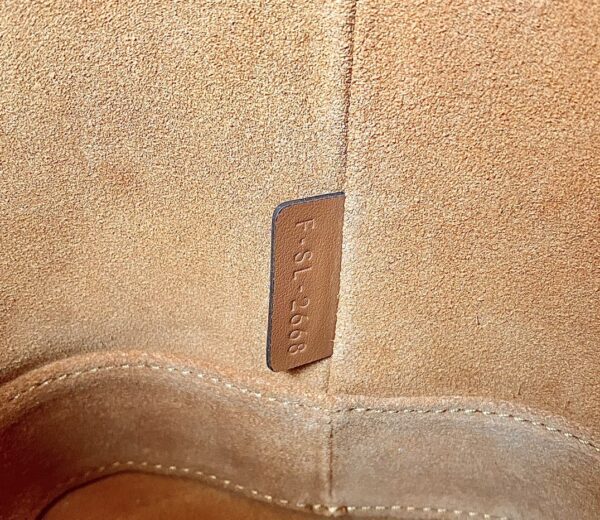 CELINE BUCKET CUIR TRIOMPHE BAG