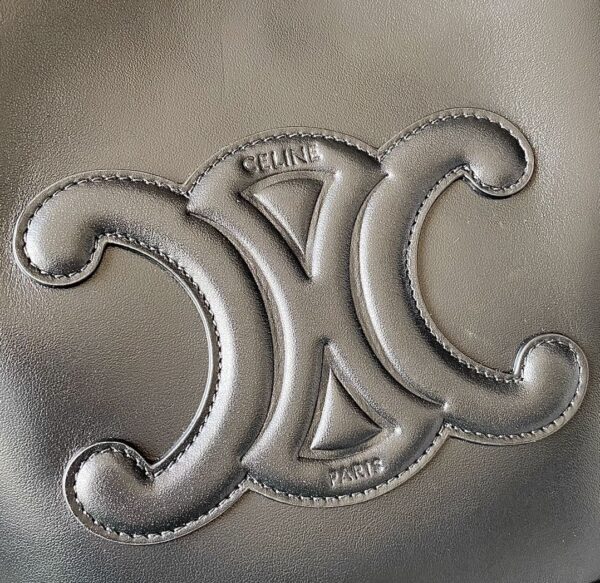 CELINE BUCKET CUIR TRIOMPHE BAG
