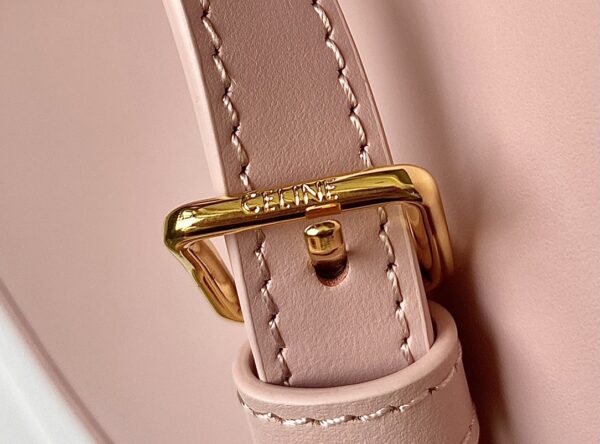 CELINE BUCKET CUIR TRIOMPHE BAG
