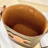 CELINE BUCKET CUIR TRIOMPHE BAG