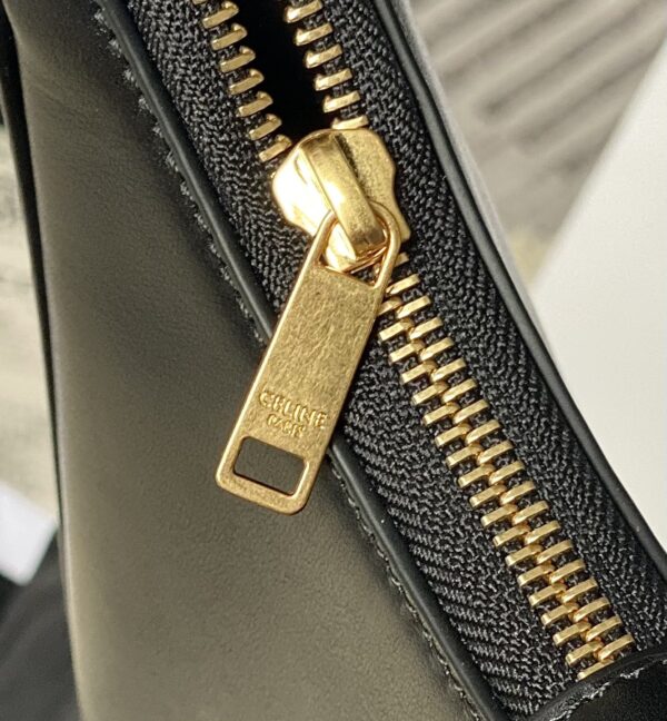 CELINE AVA TRIOMPHE SOFT BAG