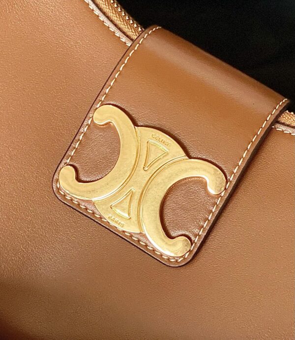 CELINE AVA TRIOMPHE SOFT BAG
