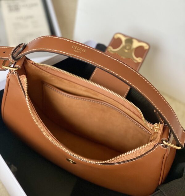 CELINE AVA TRIOMPHE SOFT BAG