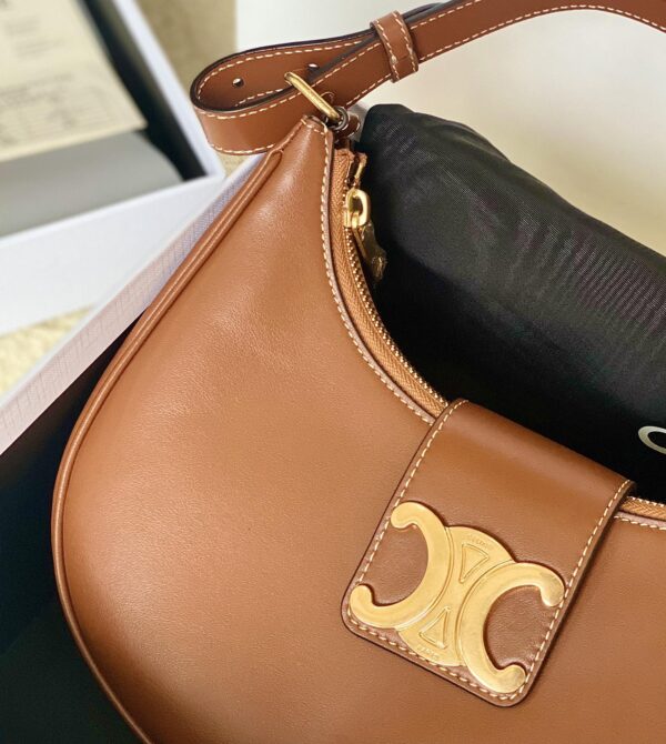 CELINE AVA TRIOMPHE SOFT BAG