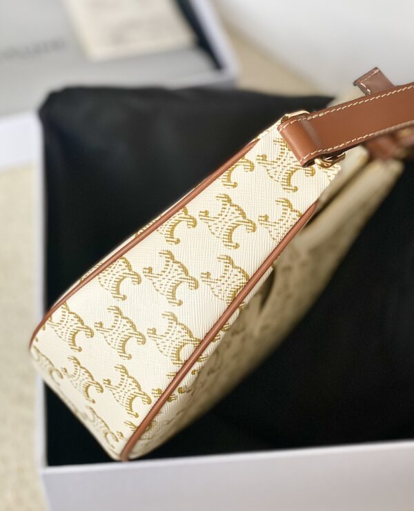 CELINE AVA TRIOMPHE SOFT BAG