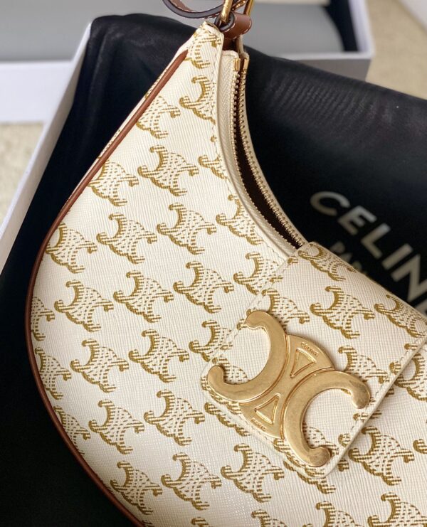 CELINE AVA TRIOMPHE SOFT BAG