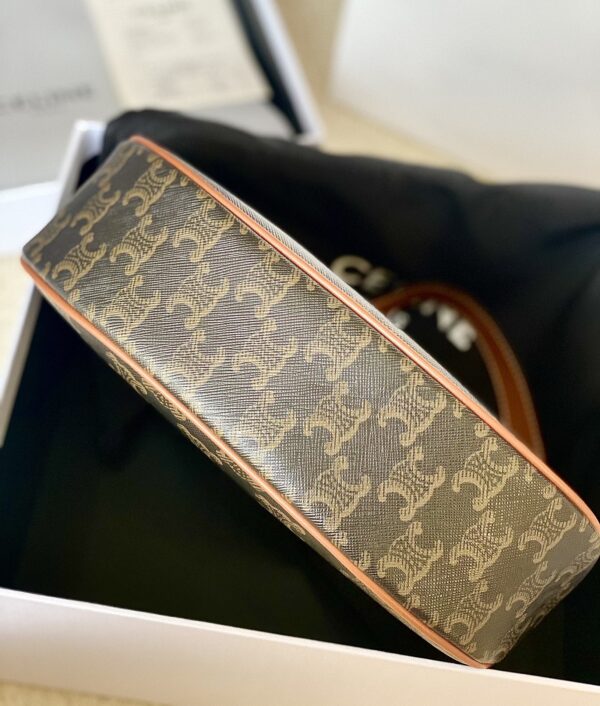 CELINE AVA TRIOMPHE SOFT BAG