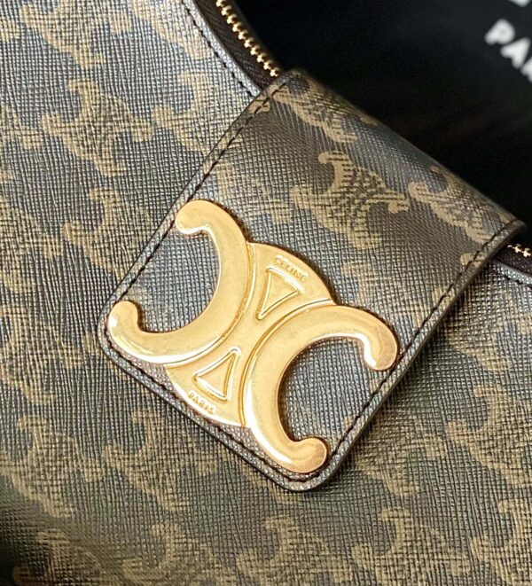CELINE AVA TRIOMPHE SOFT BAG