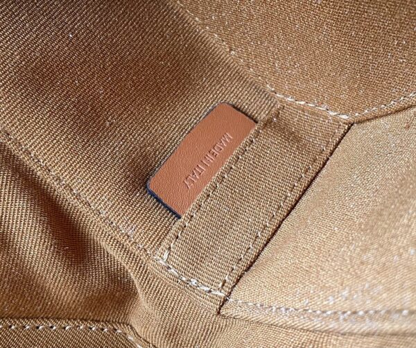CElINE HEART TAMBOUR