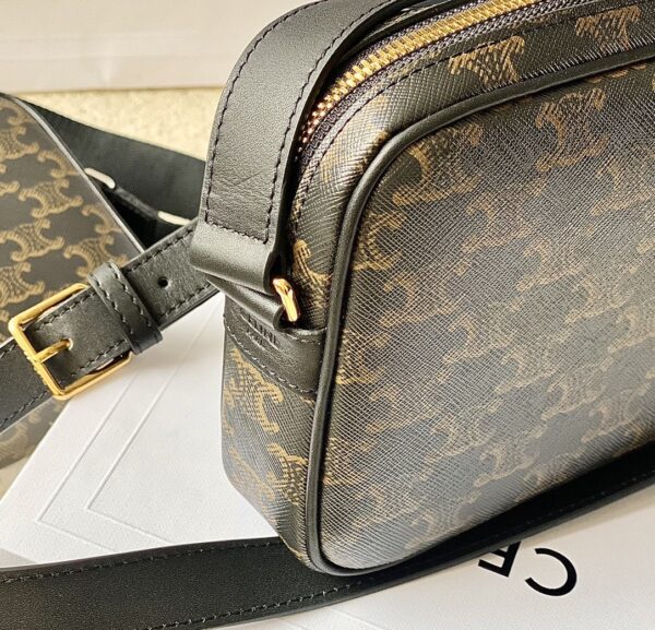 CELINE MEDIUM MESSENGER BAG IN TRIOMPHE CANVAS
