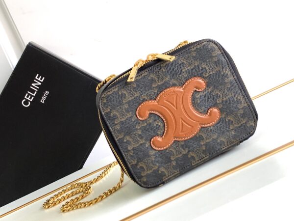 Celine BOX ON CHAIN CUIR TRIOMPHE